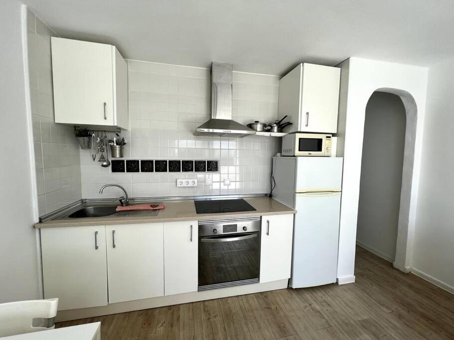 Casa Perdy, Beautiful 1 Bedroom Apartment With Communal Pool Tías Zewnętrze zdjęcie